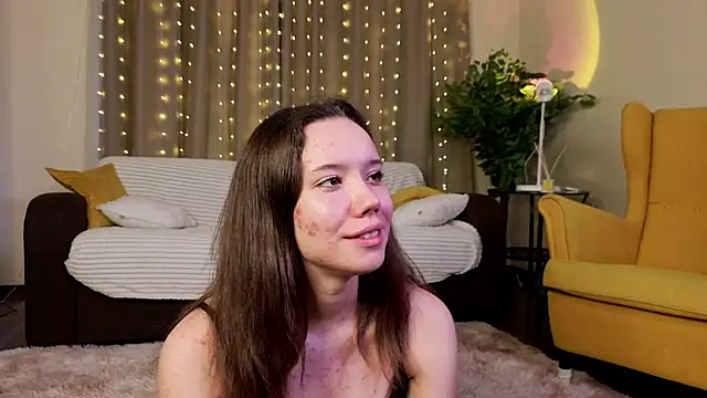 FabiolaCowing live sex cam