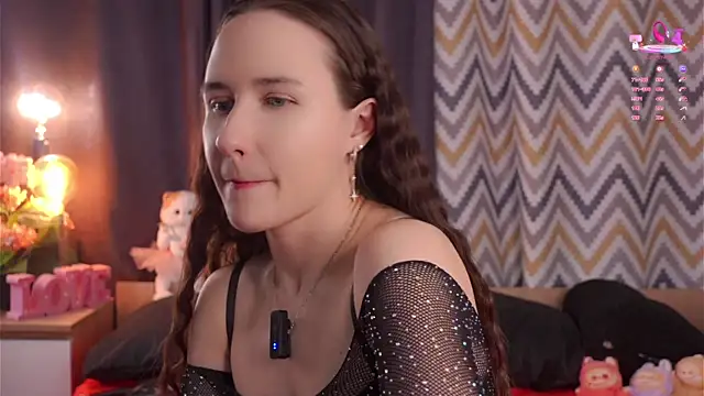 MaudAle live sex cam