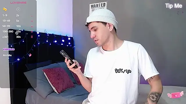 Matteo12_'s cam snapshot