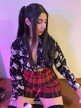 Felicia_smok3 live sex cam