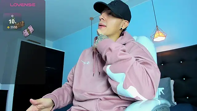 Lobo_17_ live sex cam