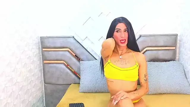 EdnaJarath live sex cam