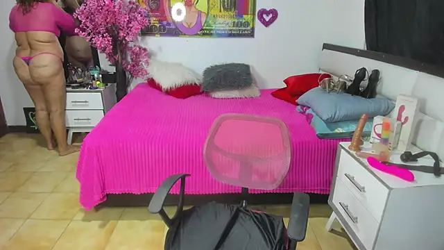 karenmilf_4 live sex cam