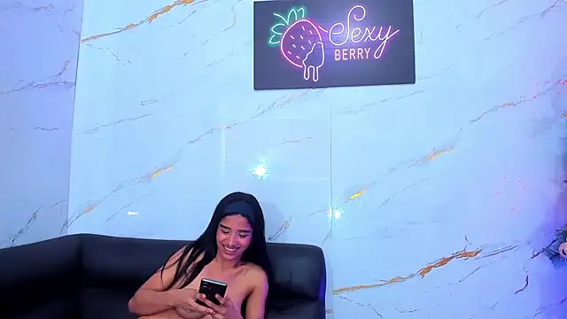 Little_nicoll live sex cam