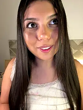 Maii_chan live sex cam