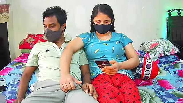 Younger_Couples live sex cam