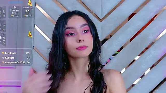 Sarah-Grace live sex cam