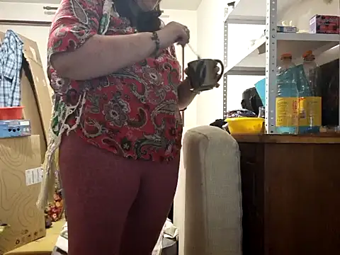 Samantha_Squirt@xh live sex cam