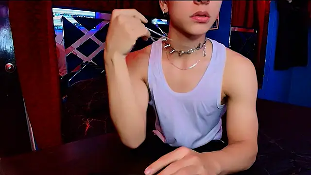 Luke_Howland live sex cam