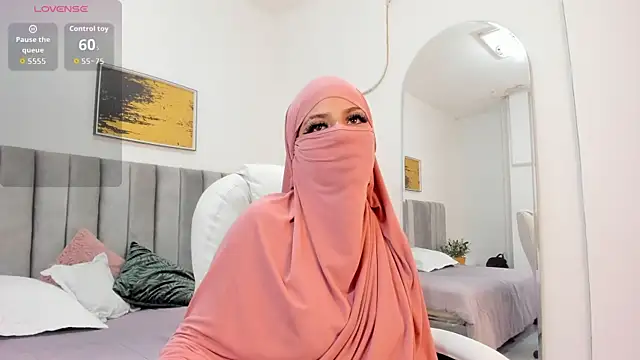 Mhalek_'s cam snapshot