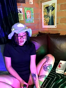 Winter_111's cam snapshot