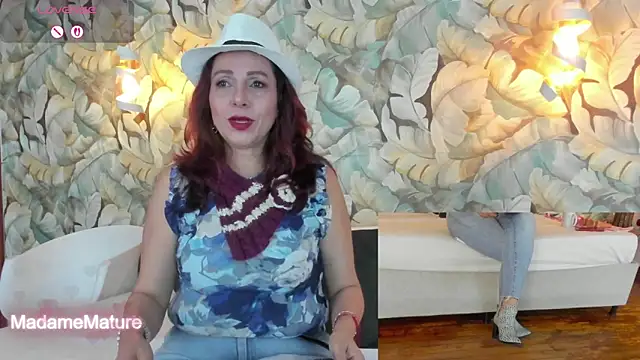 Madame_Angelic_1's cam snapshot