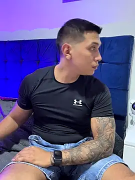 OliverWest04's cam snapshot