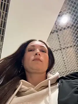 ZaraHill's cam snapshot