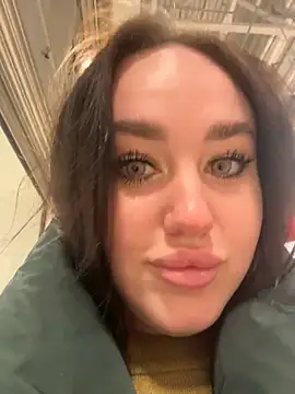 KiraSunshine live sex cam