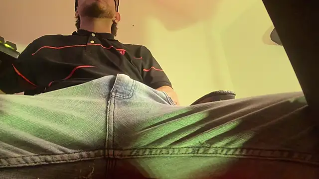 s_sven03 live sex cam