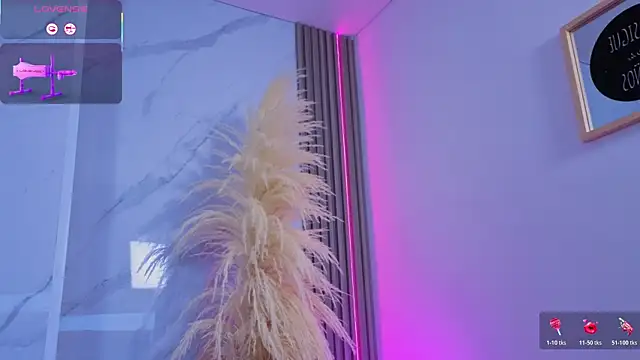 Chlooee__ live sex cam