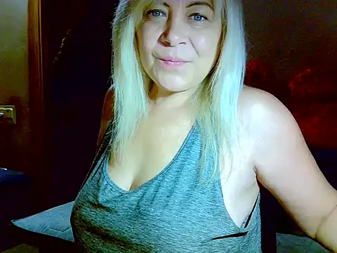 AgoniA7 live sex cam