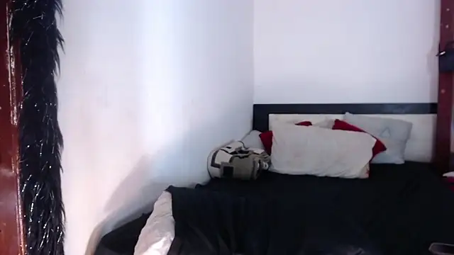 DaniBoom12 live sex cam