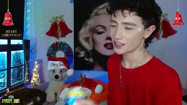 maxiy_001 live sex cam