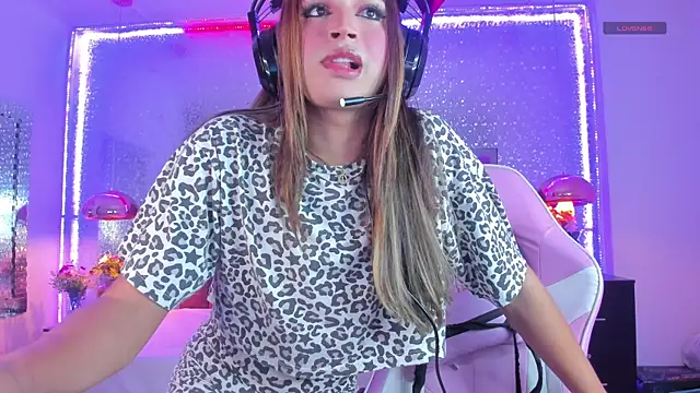 KylieVictoria live sex cam