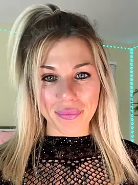 Amelia_Xxxo's cam snapshot