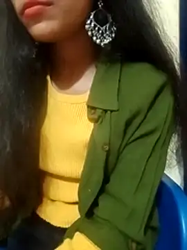 Mahi677 live sex cam