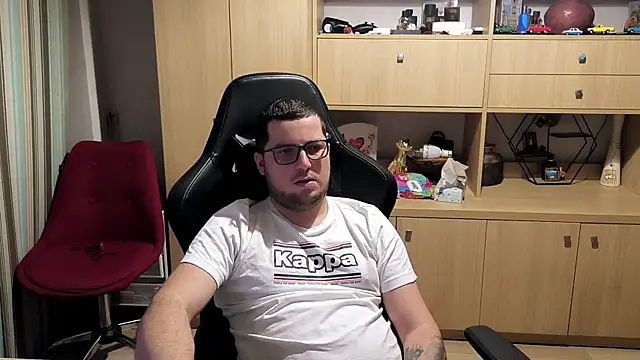 kevinnlovelly's cam snapshot