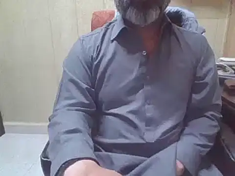 hairymaster95's cam snapshot