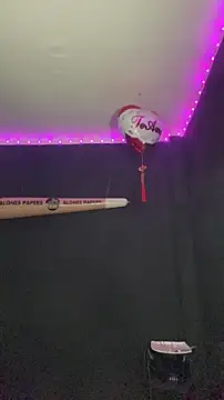 NikitaDragunXXX live sex cam