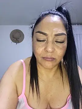 Gina_Myers live sex cam