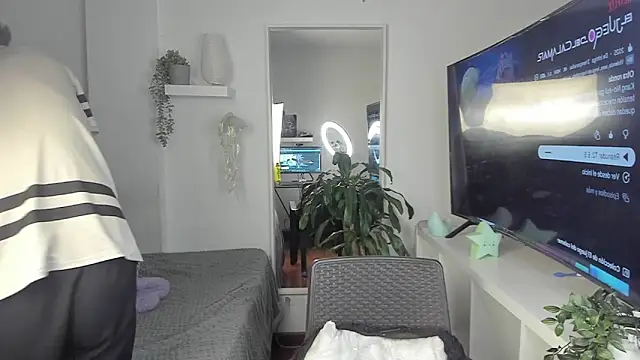 santy-kitty live sex cam