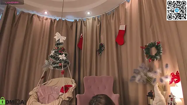 Naomi___Rias live sex cam