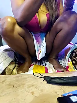 Desi_Maya69 live sex cam
