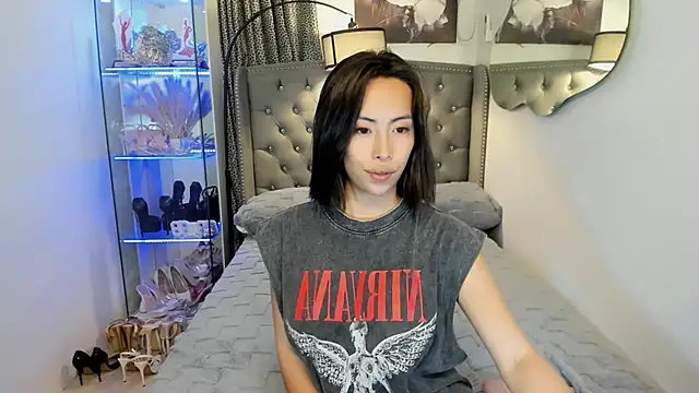 reighnempress live sex cam