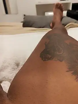 Zepouvinho live sex cam