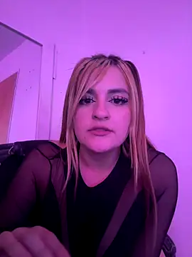 kira_velour's cam snapshot