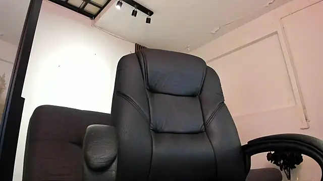 crimson_velvettt's cam snapshot