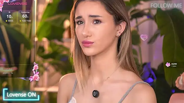 EmilyRaymont live sex cam