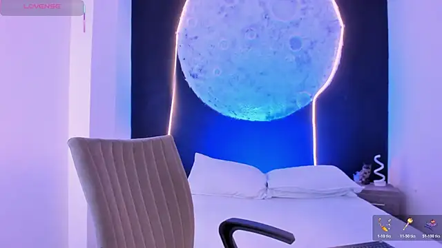 IvannaVolk_'s cam snapshot