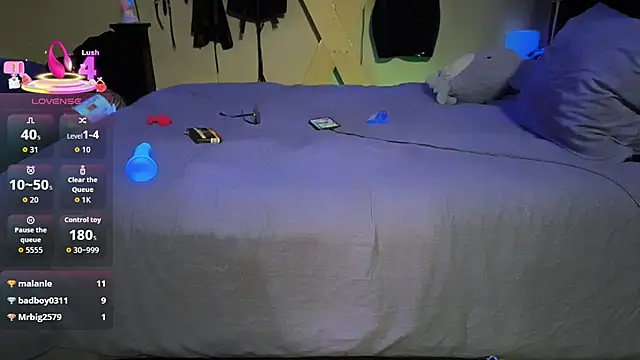 MacabreCouple live sex cam