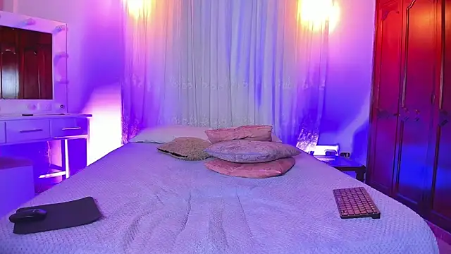 Shantal_777 live sex cam