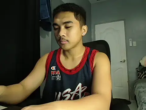 pinoyAdrianneXXX live sex cam