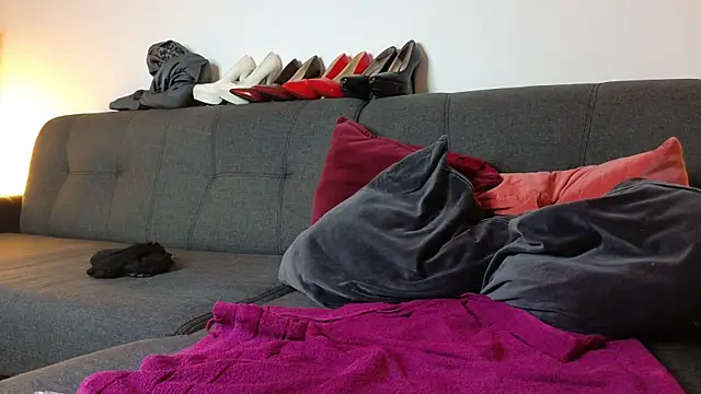 CrimsonDoll_xoxo live sex cam