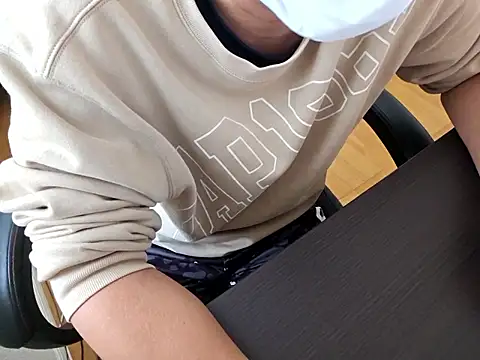 kaizer826 live sex cam