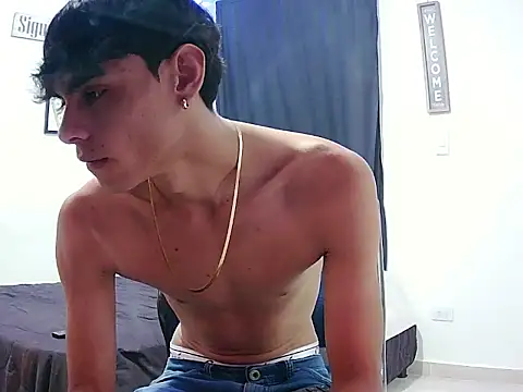 harrytomson_1 live sex cam