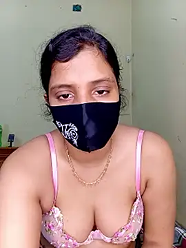 Rose-luckey's cam snapshot