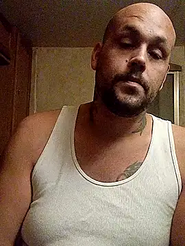 BigriskDaddy92's cam snapshot