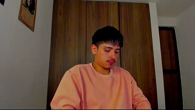 Maximo_Miller live sex cam