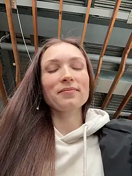 ZaraHill's cam snapshot